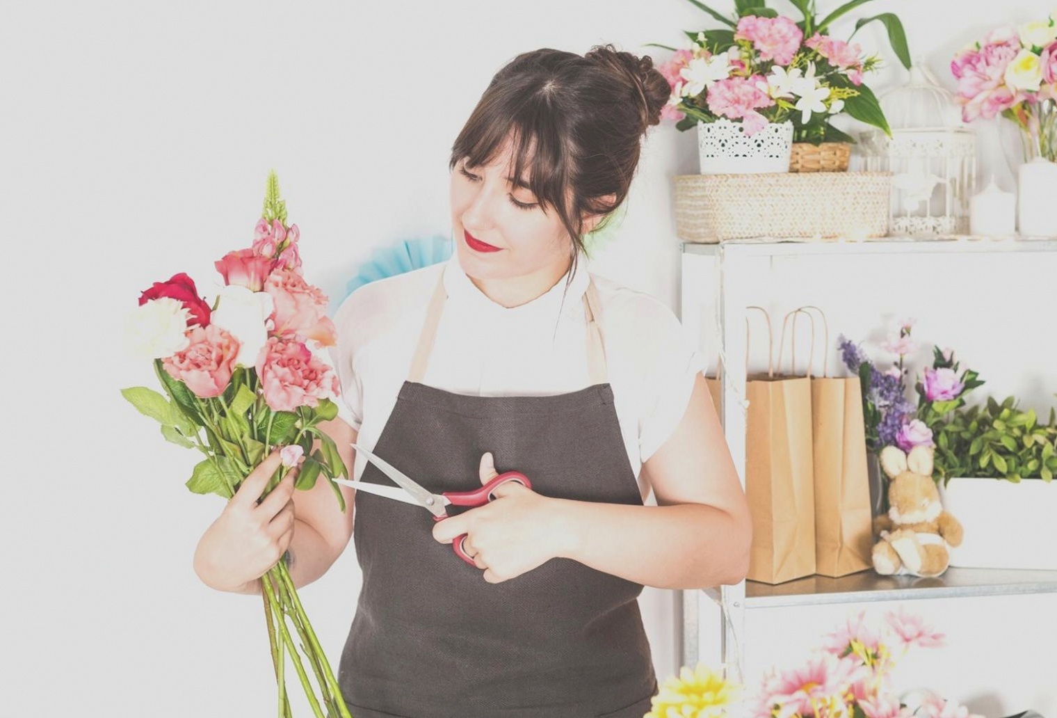 Positioning a Floral Design Business in a Crowded Market